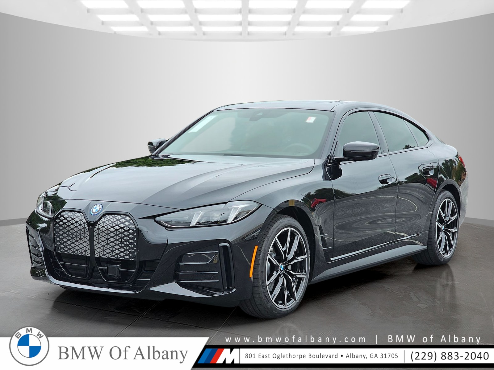 2025 BMW i4 40's photo