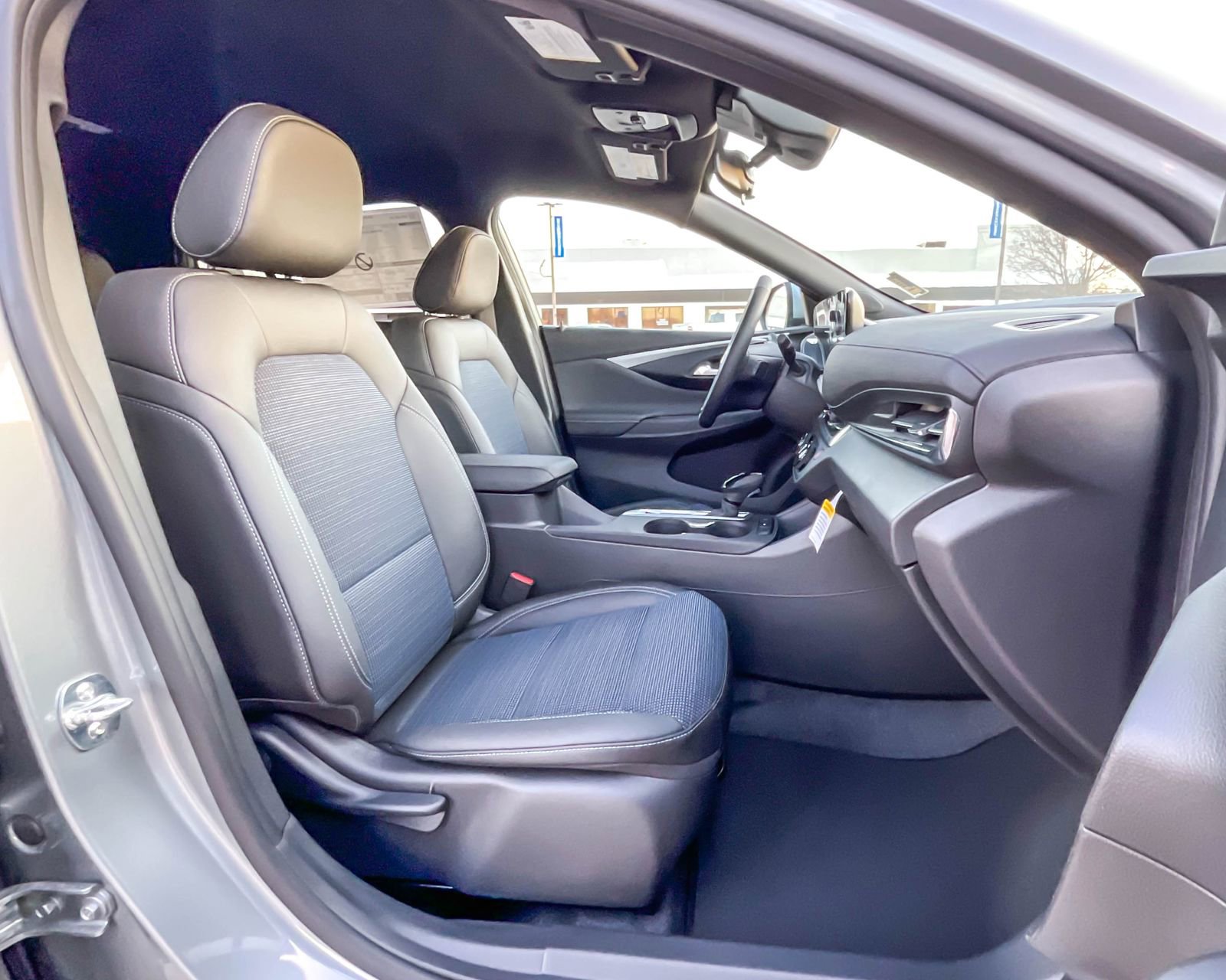 2025 Buick Envista Preferred photo 14