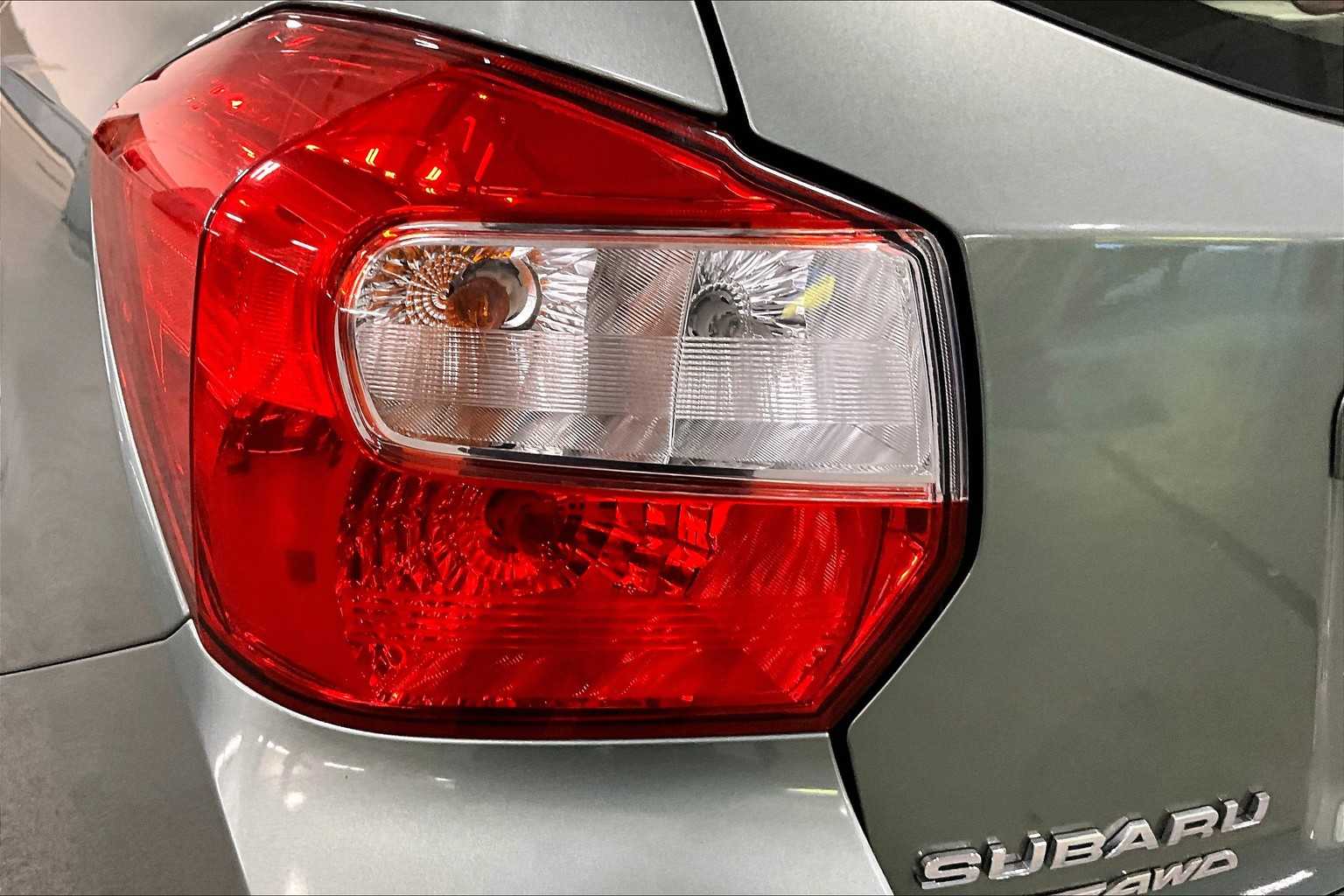 2015 Subaru Impreza 2.0i photo 27