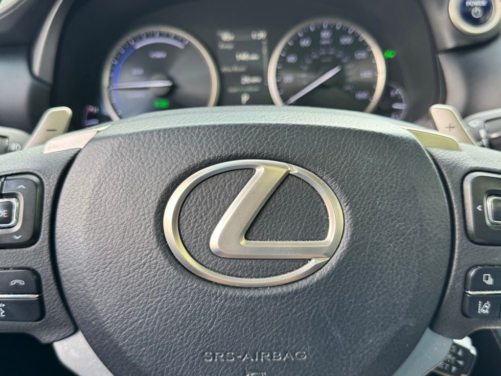 2019 Lexus NX 300h Luxury photo 28