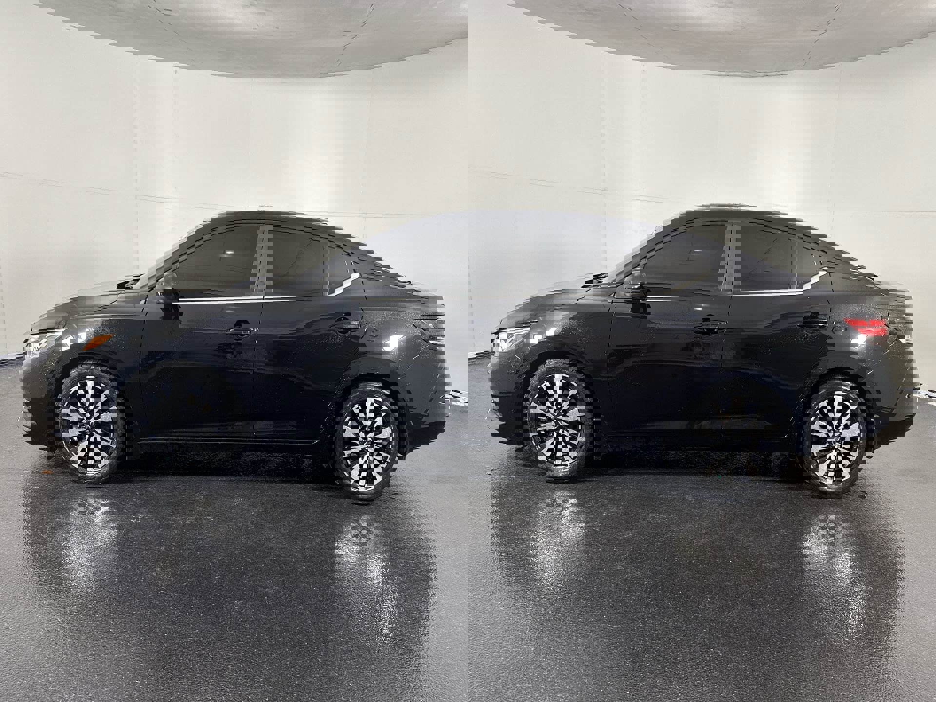 2021 Nissan Sentra SV photo 4