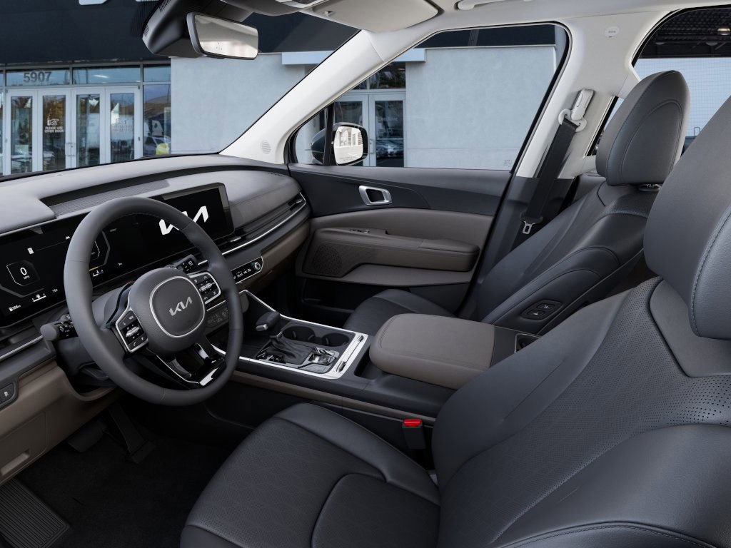2026 Kia Carnival SX photo 14