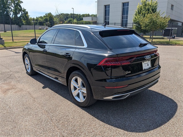 2019 Audi Q8 Premium photo 3