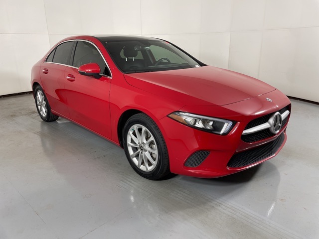 2019 Mercedes Benz A 220 4MATIC photo 2