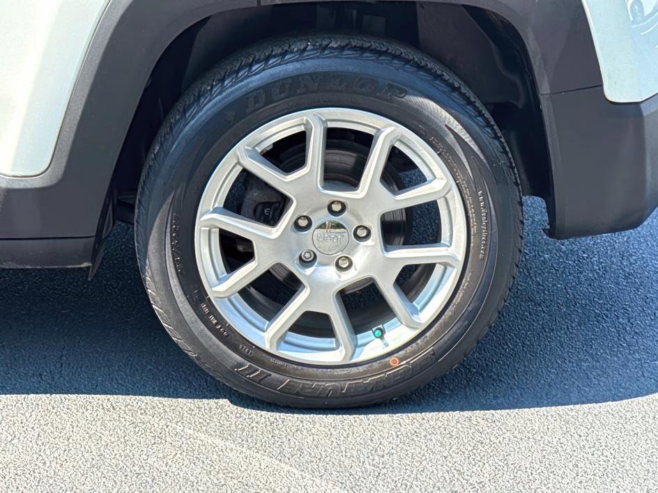 2019 Jeep Renegade Latitude photo 6