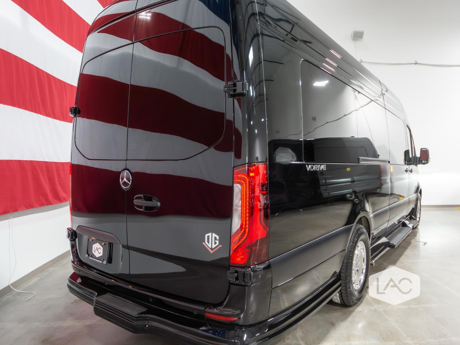 2024 Mercedes Benz Sprinter 3500 photo 22