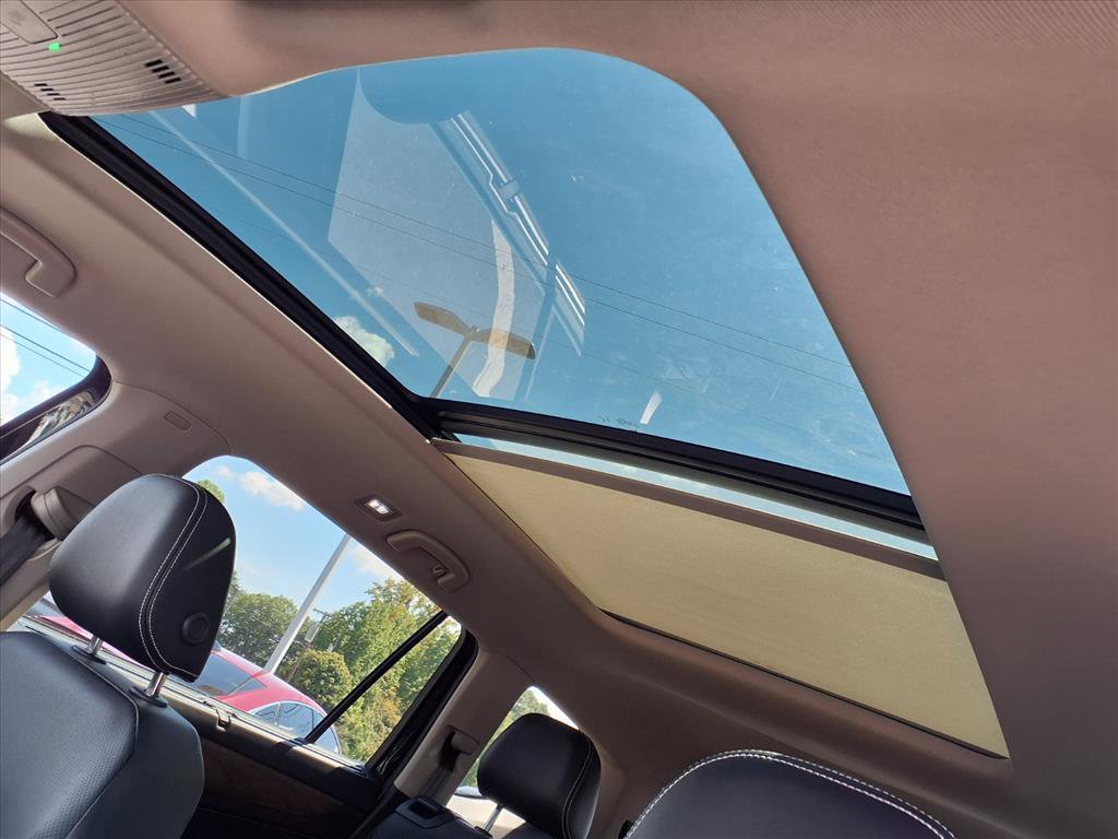 2025 Volkswagen Atlas SE Technology photo 6
