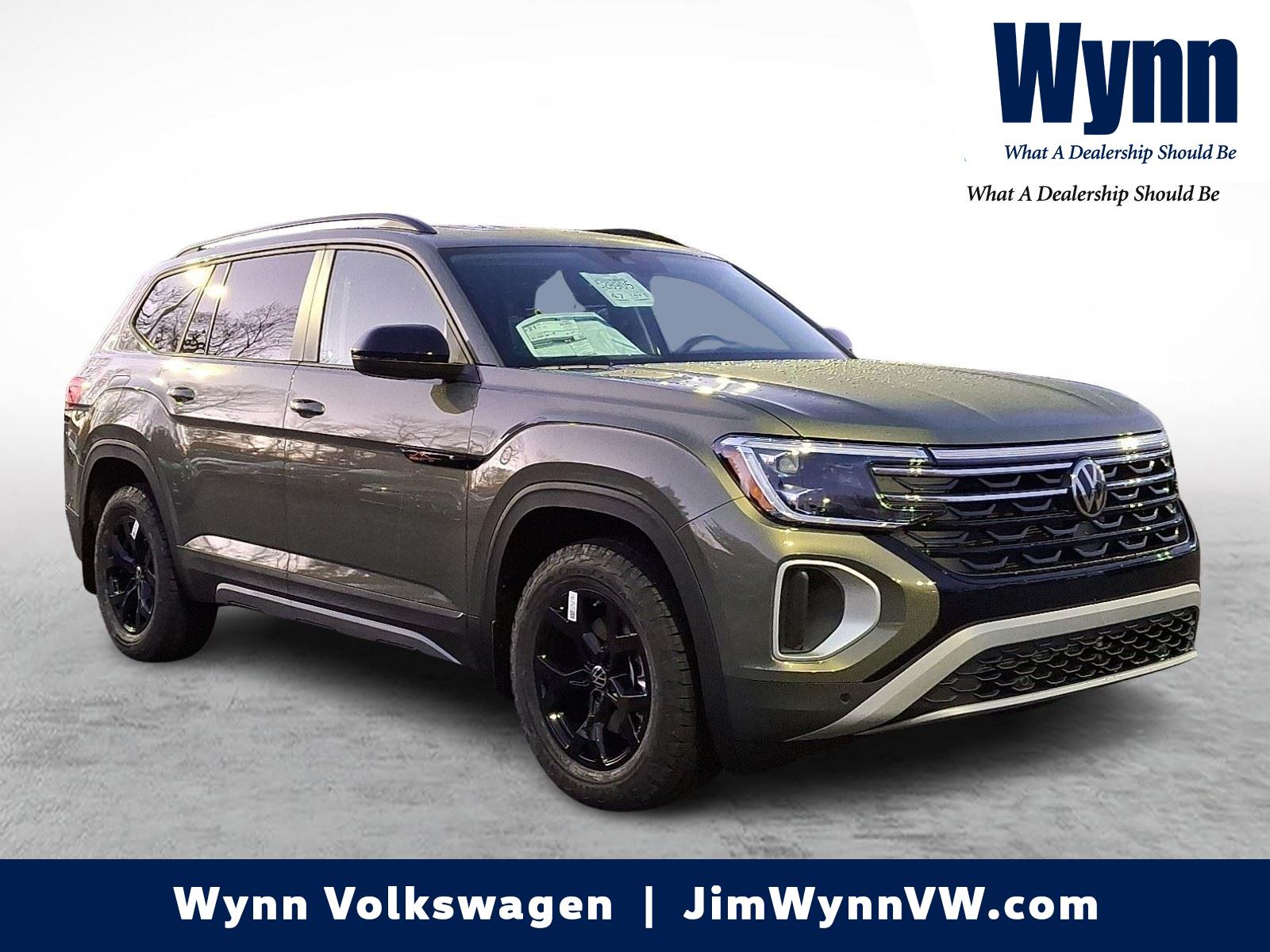 2026 Volkswagen Atlas Atlas Peak Edition's photo