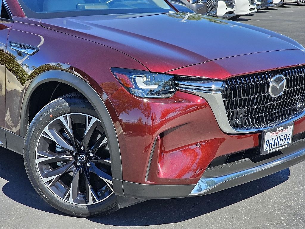 2024 Mazda CX-90 Premium photo 3