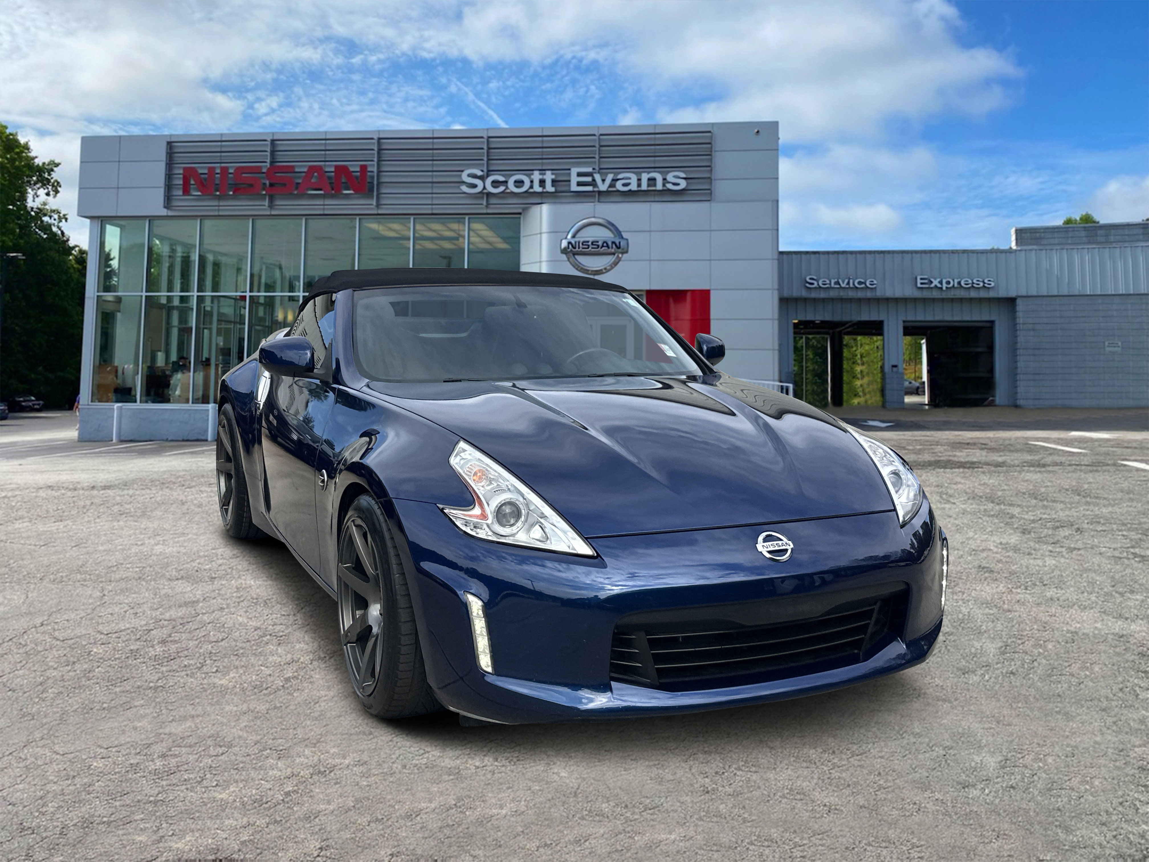 2017 Nissan 370Z Roadster Touring's photo
