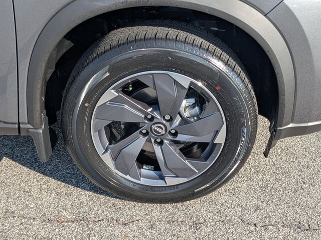 2026 Nissan Rogue SV photo 7