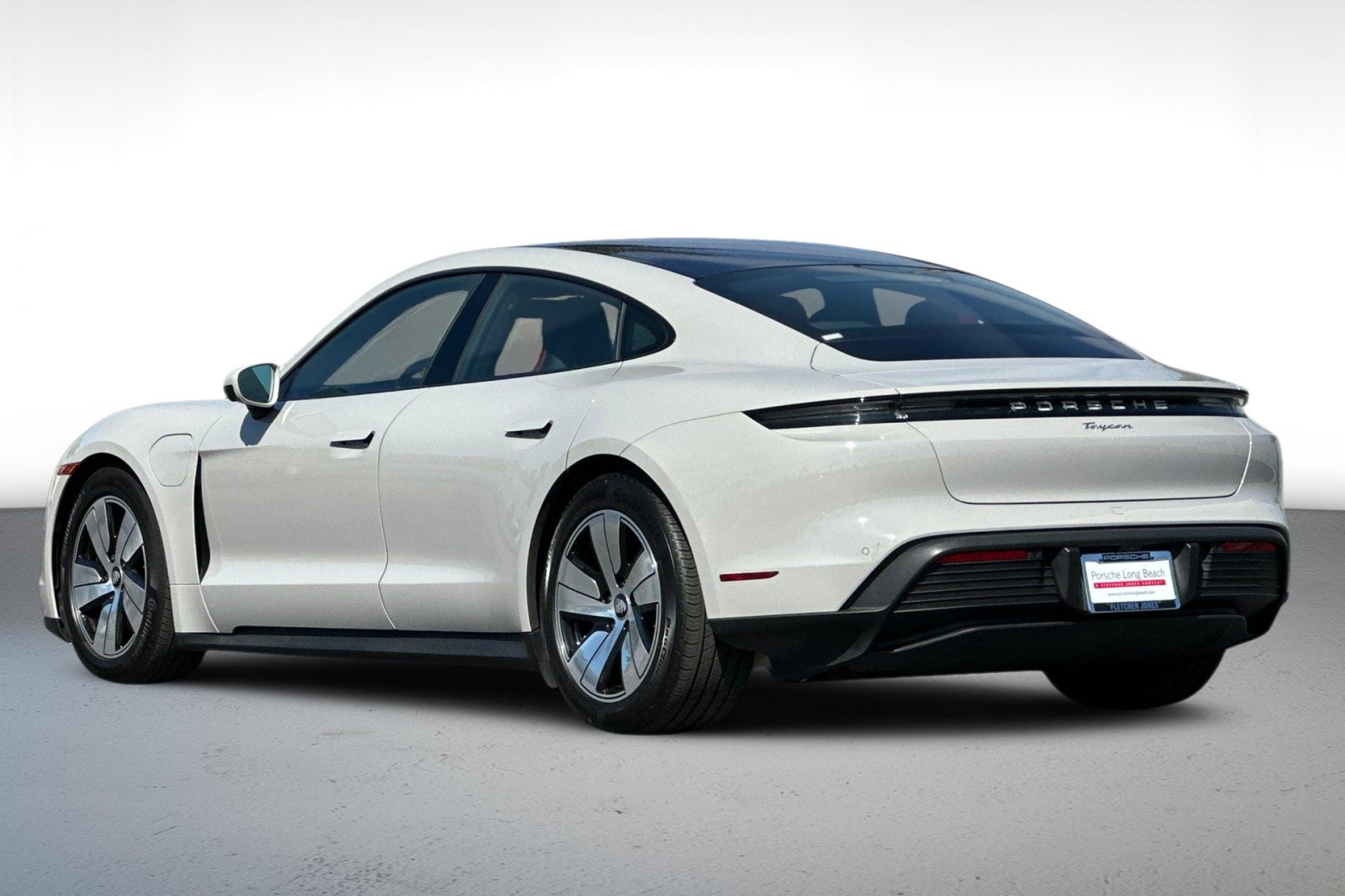 2023 Porsche Taycan photo 4