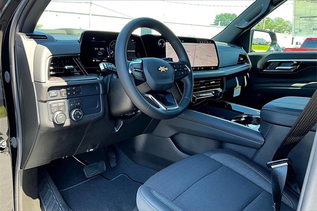 2025 Chevrolet Tahoe LS photo 8