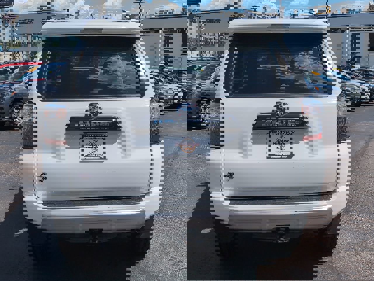 2020 Toyota 4Runner Base photo 3