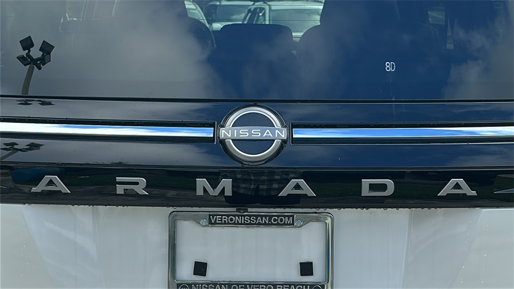 2025 Nissan Armada SL photo 7