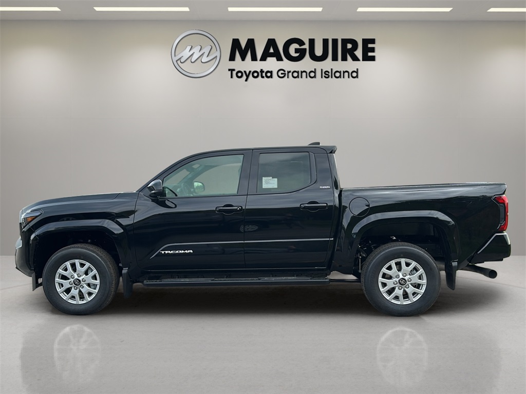 2025 Toyota Tacoma SR5 4x4 Double Cab photo 2