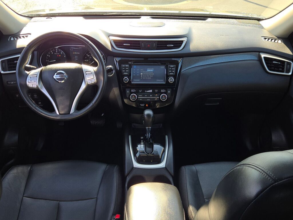 2014 Nissan Rogue SL photo 16