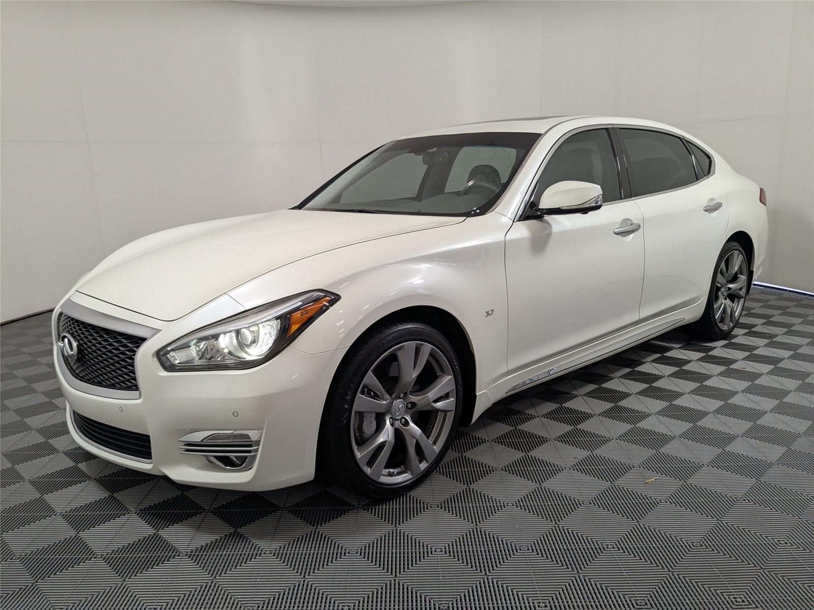 2019 INFINITI Q70L