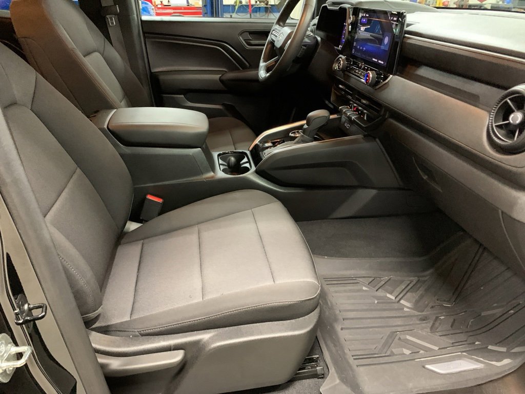 2024 Chevrolet Colorado Trail Boss photo 9