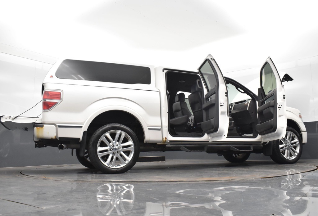 2014 Ford F-150 Limited photo 32