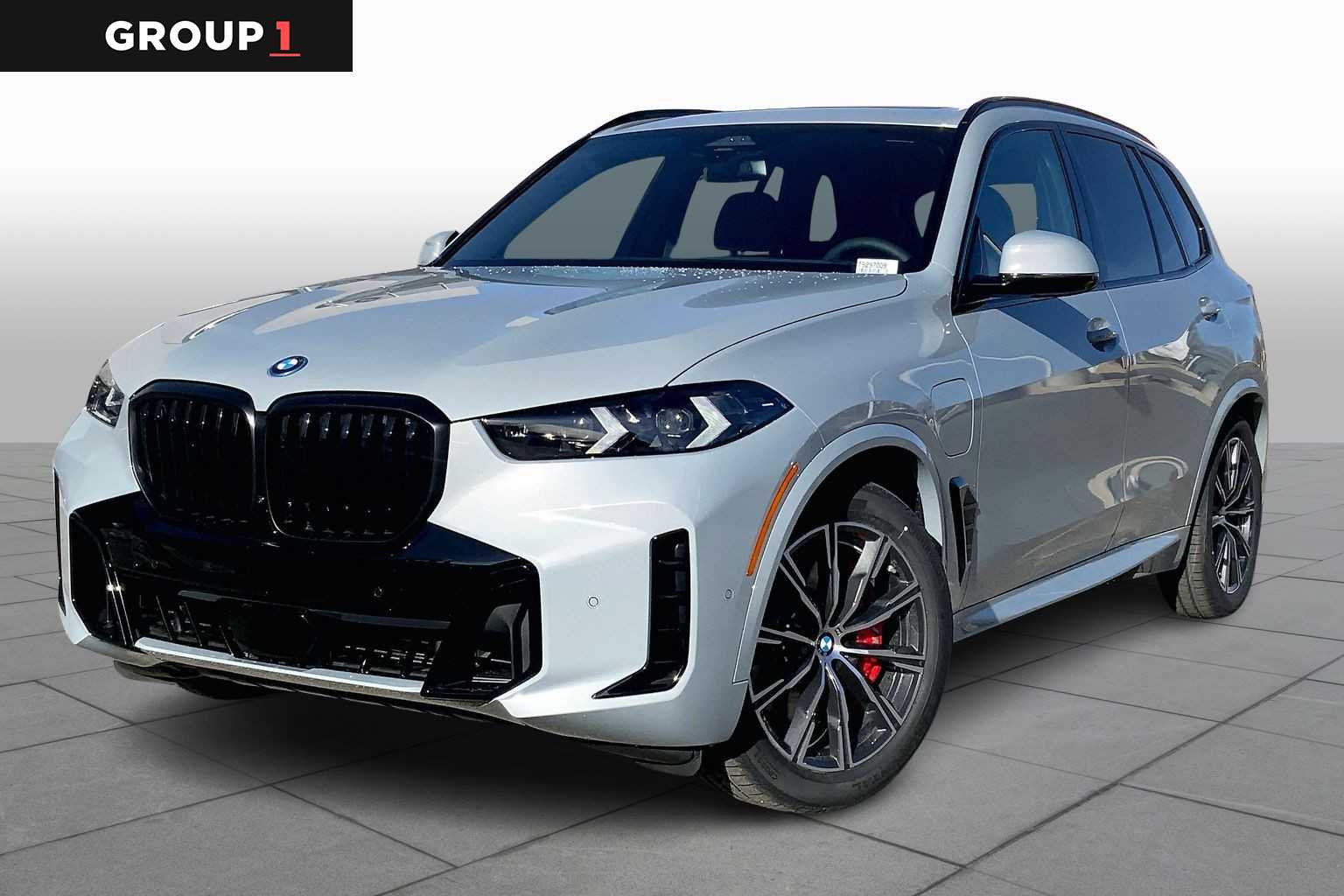 2026 BMW X5 50e's photo