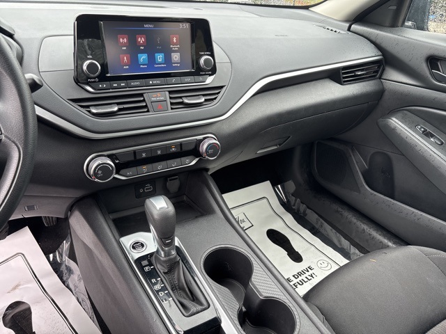 2024 Nissan Altima 2.5 S photo 18