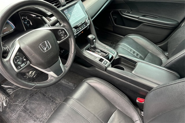 2017 Honda Civic Touring photo 8