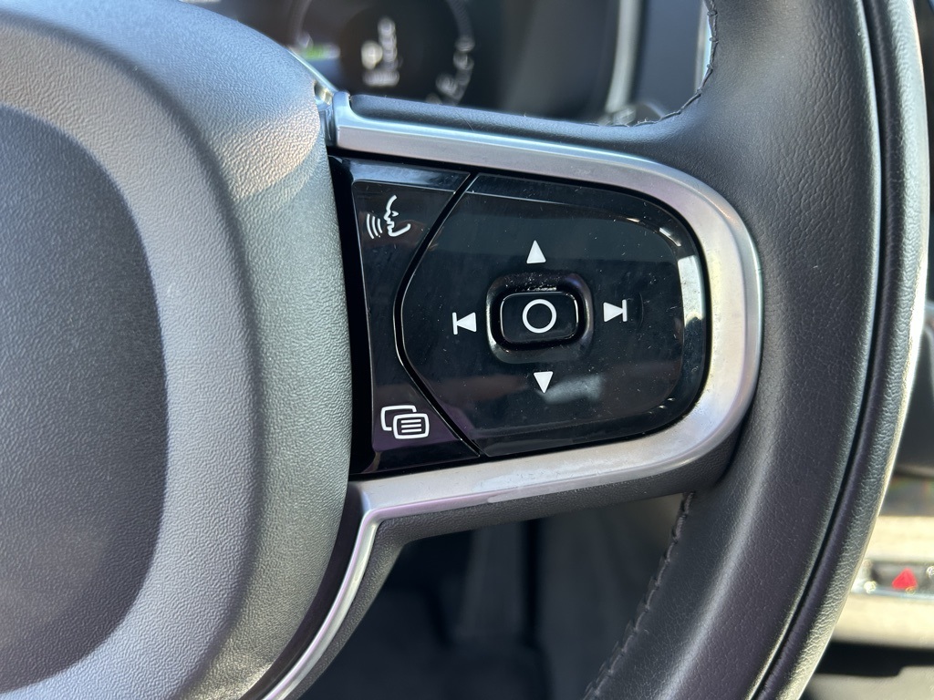 2022 Volvo XC90 Recharge T8 Inscription photo 10