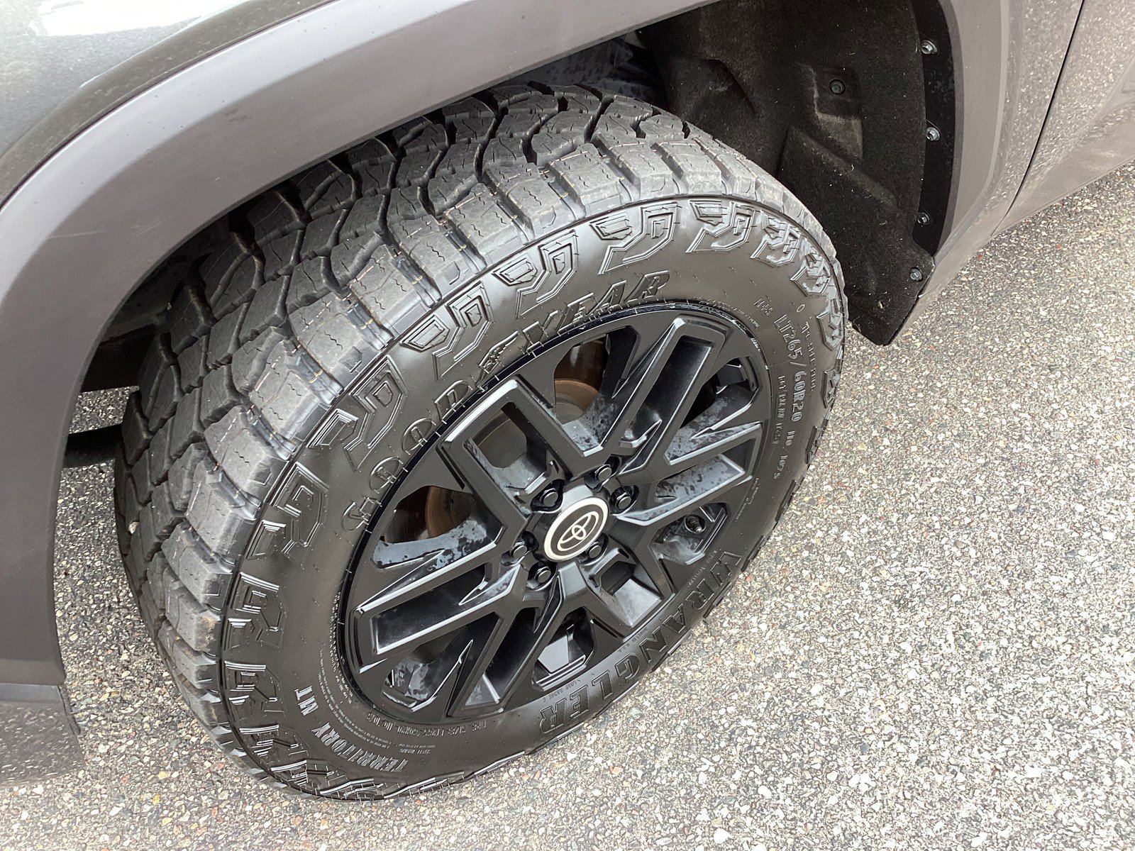 2024 Toyota Tundra Limited photo 10