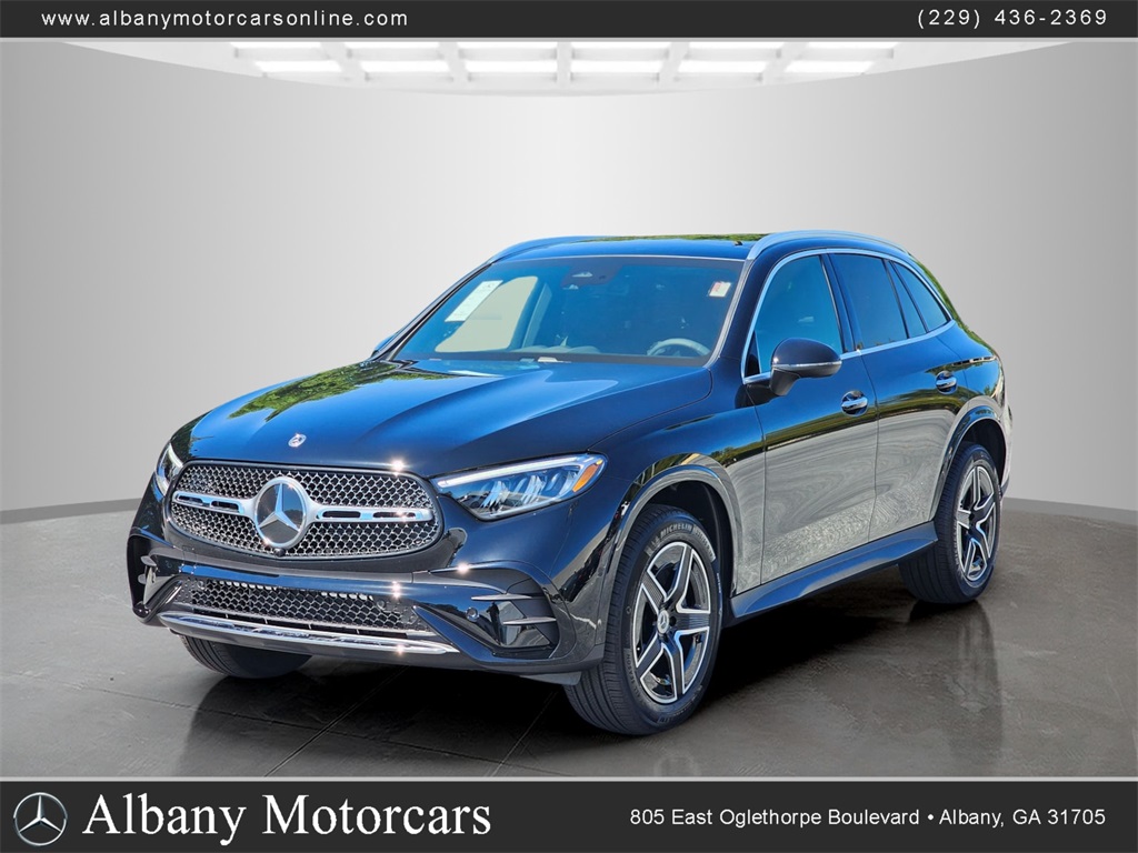 2026 Mercedes-Benz GLC Base's photo