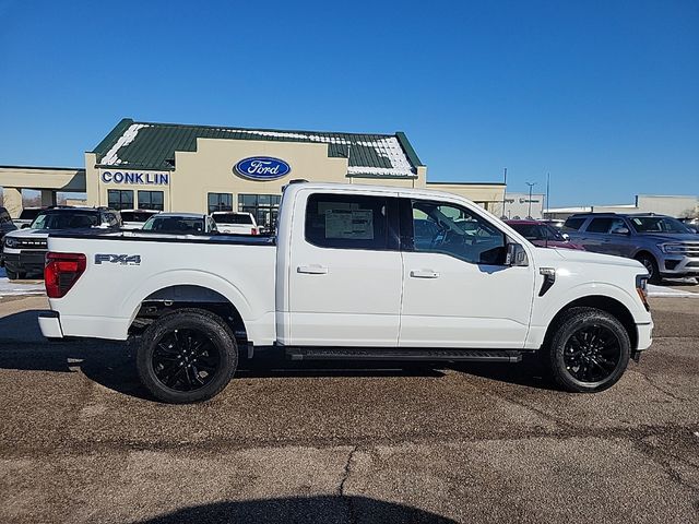 2025 Ford F-150 XLT photo 18