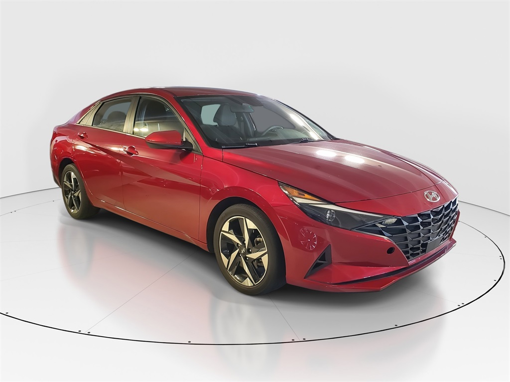 2023 Hyundai Elantra SEL photo 2