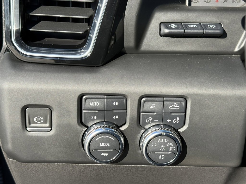 2022 GMC SIERRA - Image 18