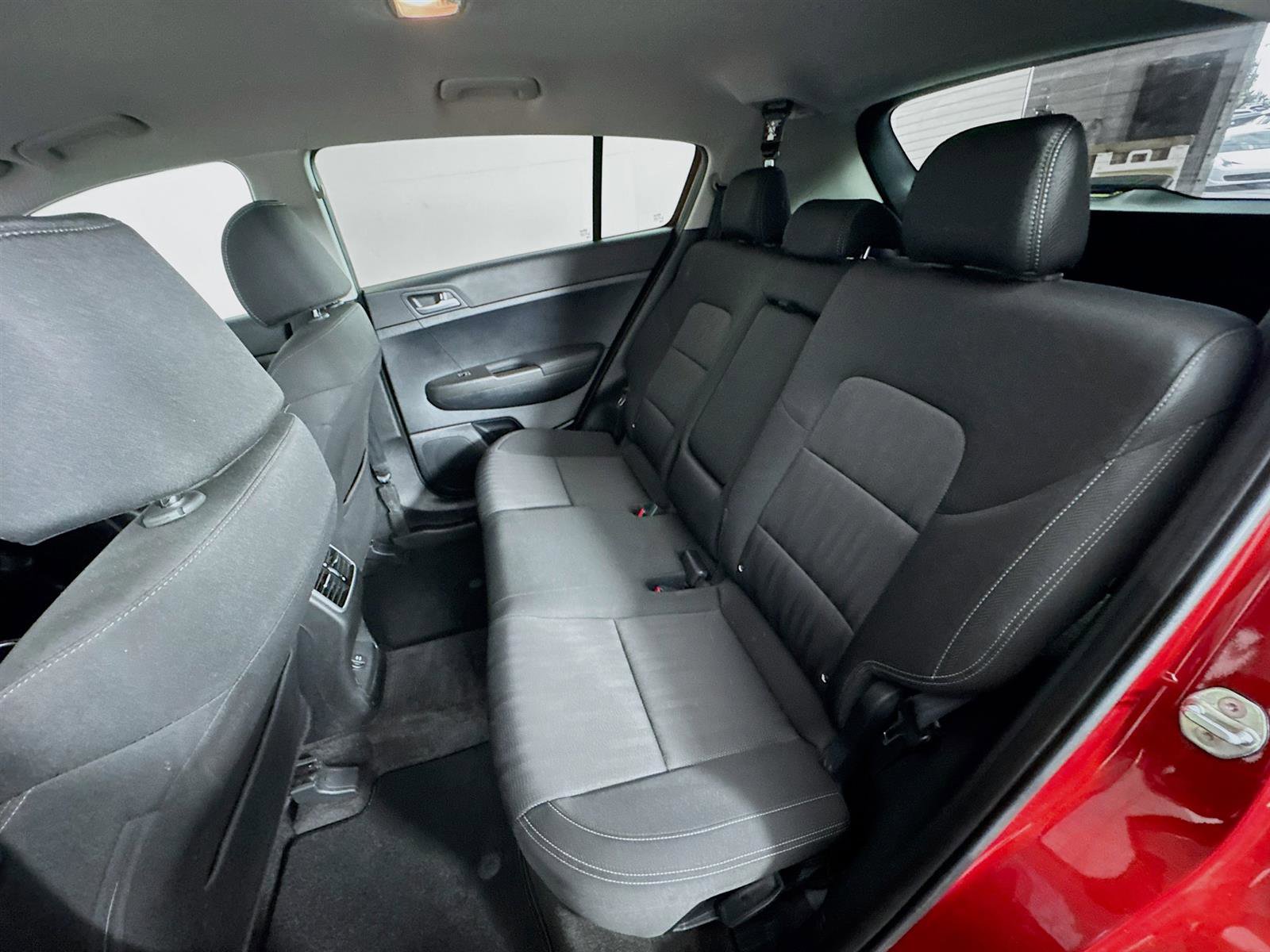 2022 Kia Sportage LX photo 20