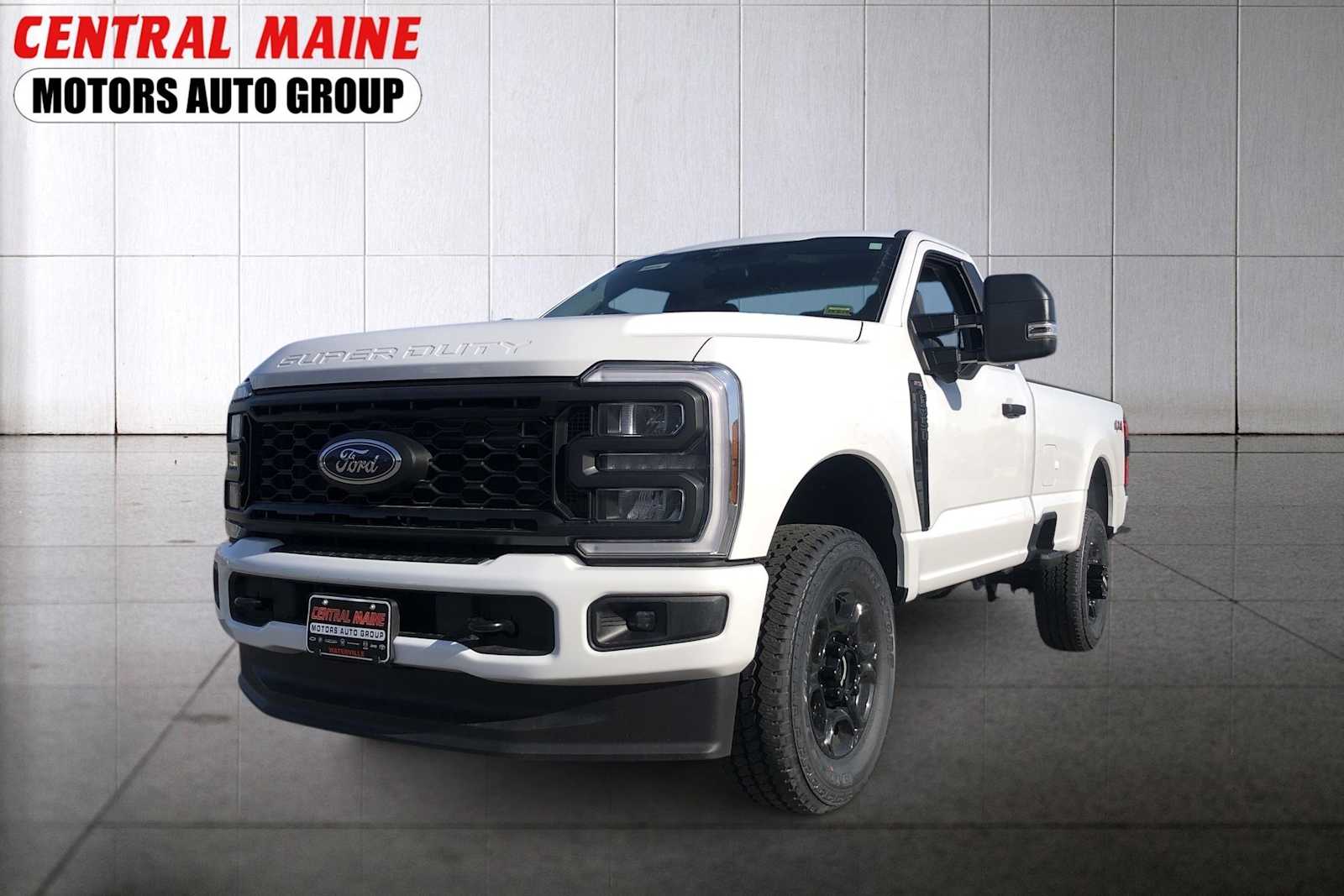 2025 Ford F-350 Super Duty XL's photo