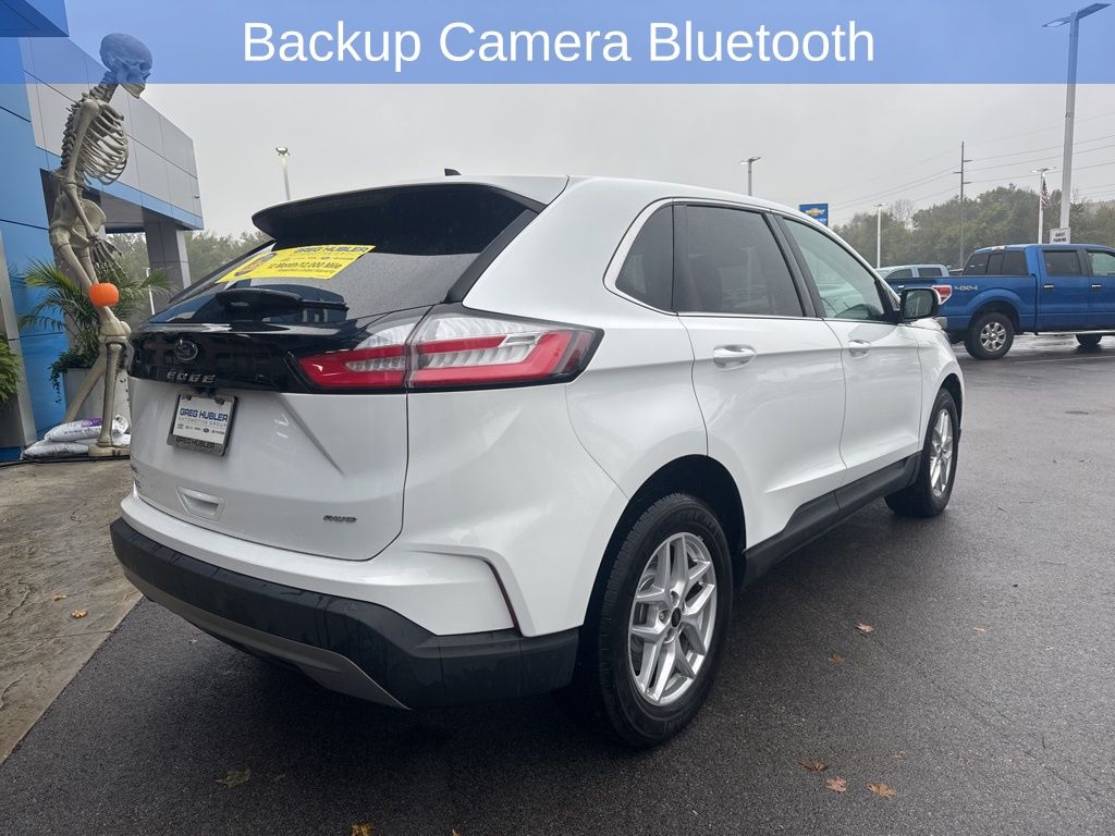 2023 Ford Edge SEL photo 3