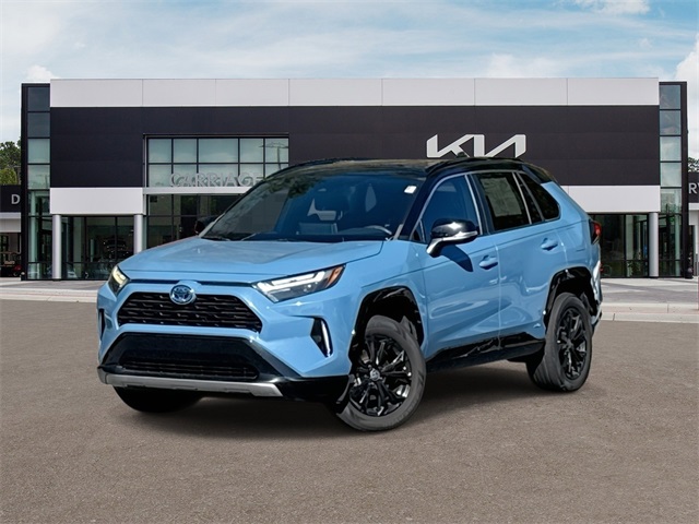 2022 Toyota RAV4 XSE's photo