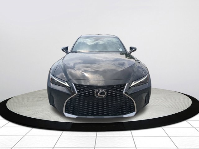 2025 Lexus IS 300 photo 9