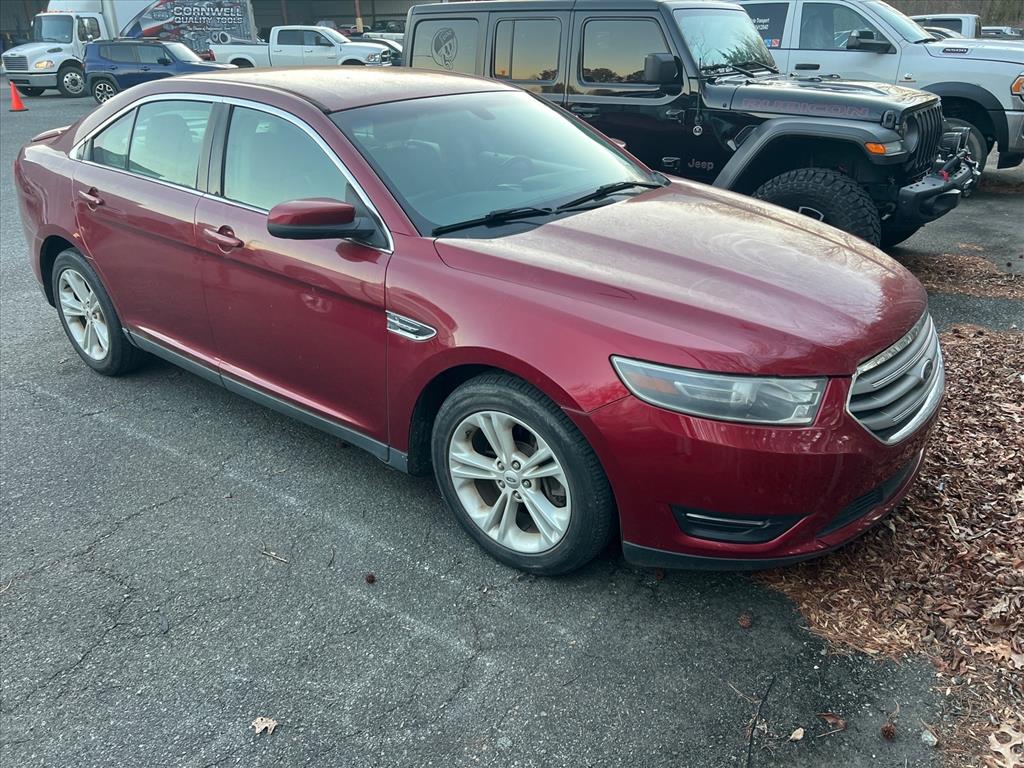 2014 Ford Taurus