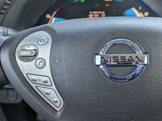2013 Nissan Leaf SL photo 15