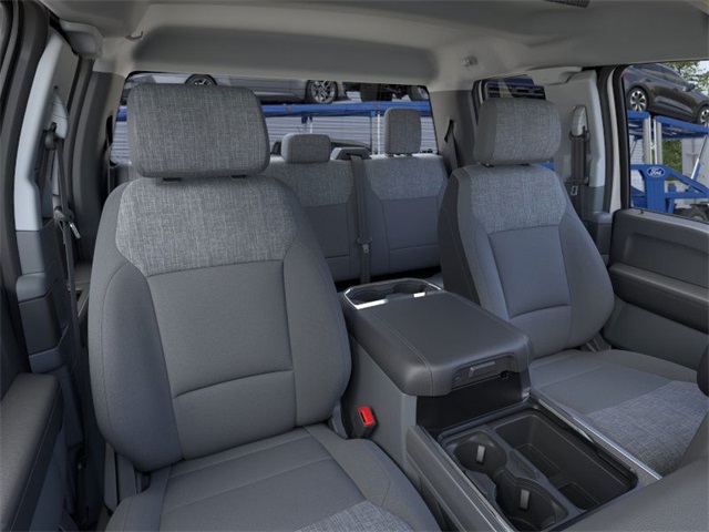 2026 Ford F-350 XLT photo 8