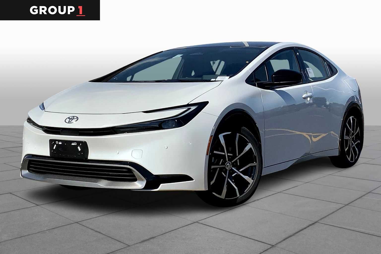 2026 Toyota Prius XSE Premium's photo