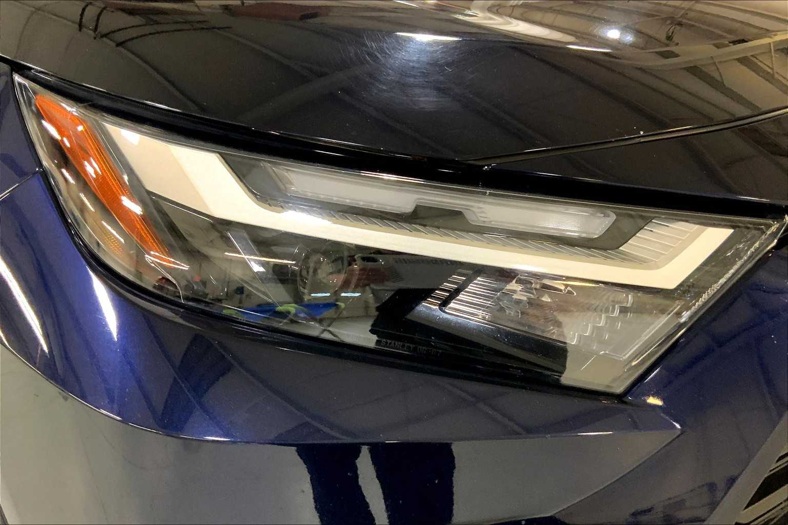 2024 Toyota RAV4 XLE Premium photo 26