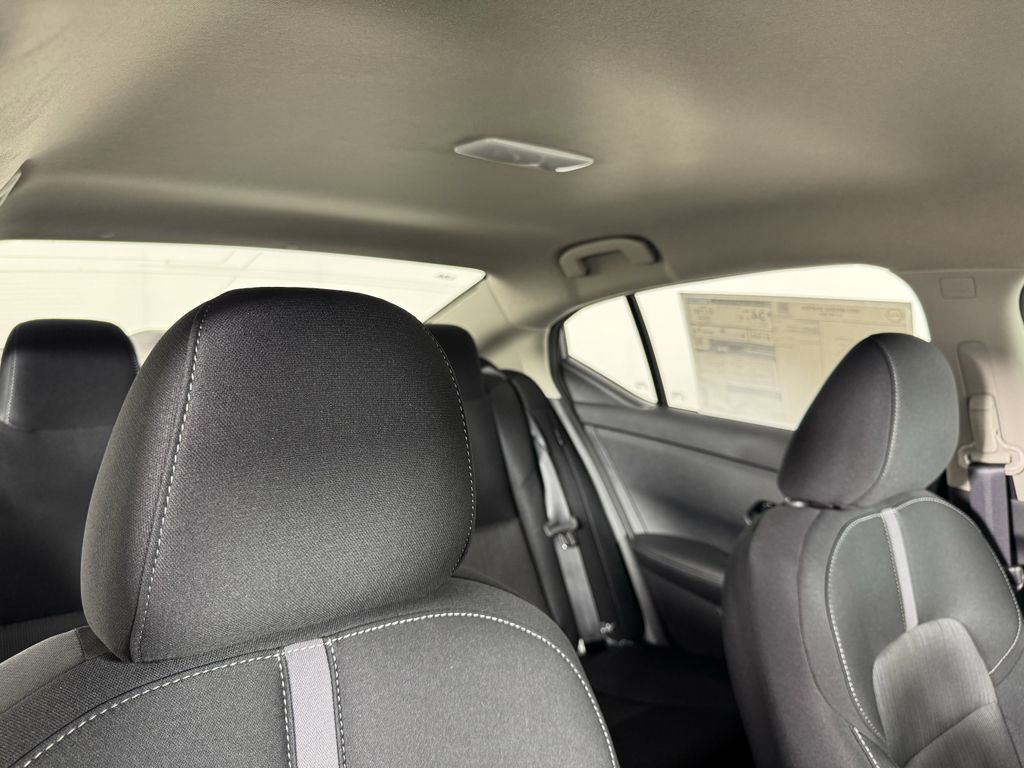 2025 Nissan Sentra SV photo 17
