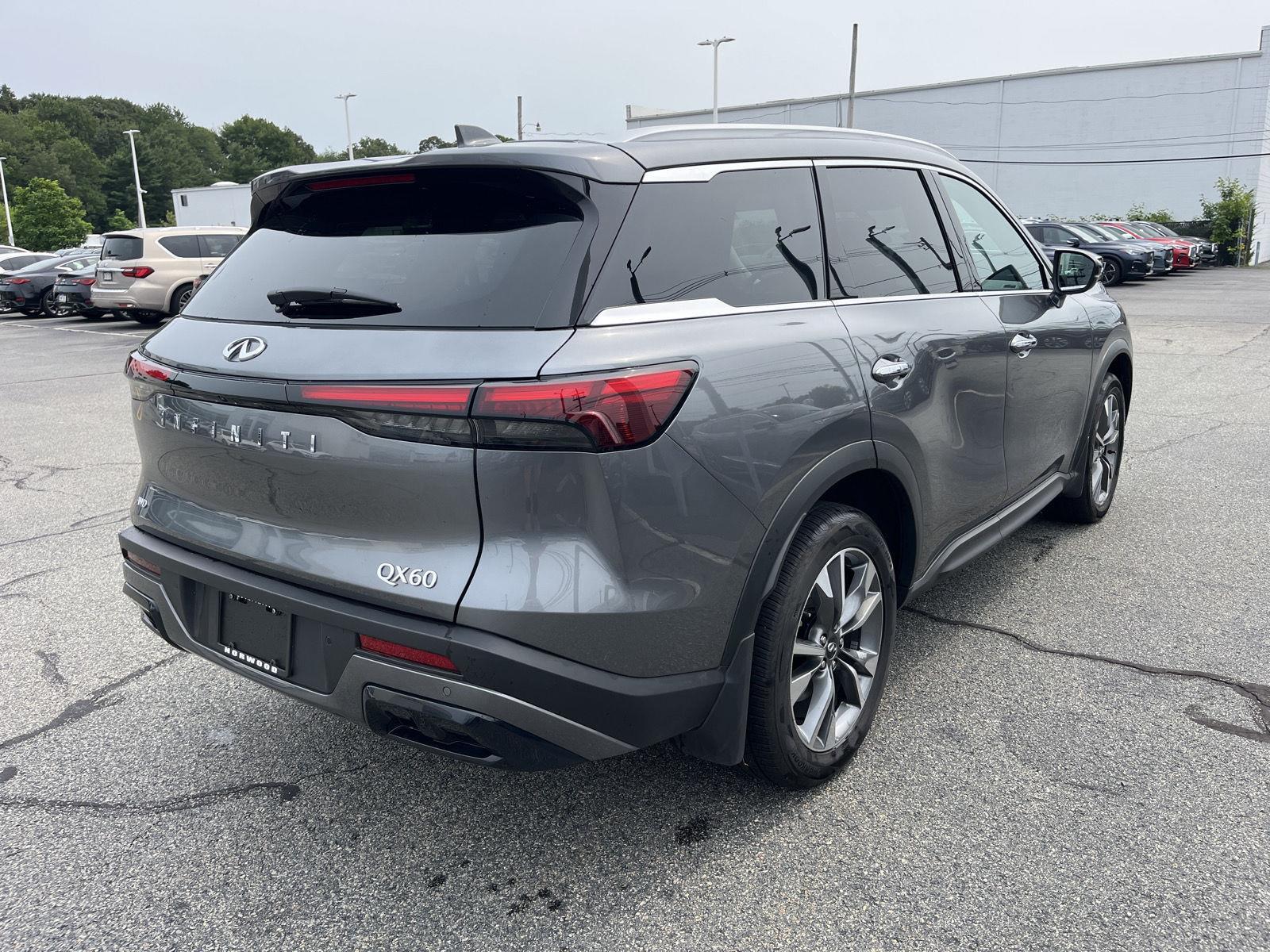 2025 Infiniti QX60 Luxe photo 3
