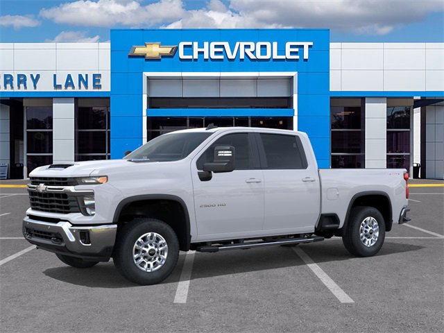 2025 Chevrolet Silverado 2500HD LT photo 2