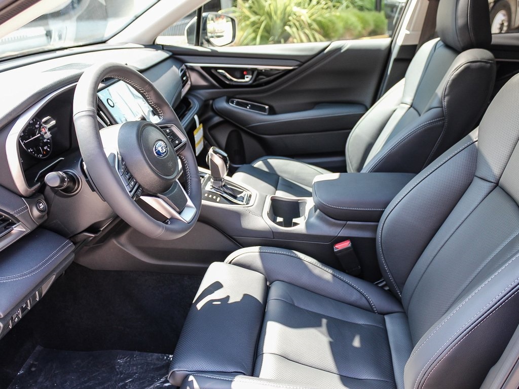 2025 Subaru Outback Touring photo 16
