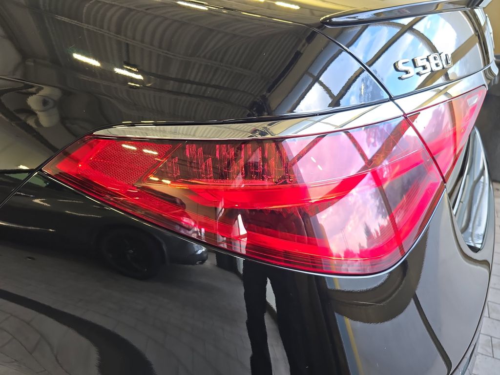 2025 Mercedes Benz S 580 4MATIC photo 32
