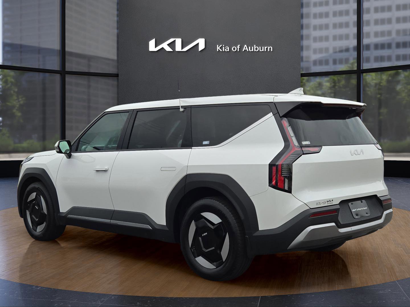 2024 Kia EV9 Light Long Range photo 2