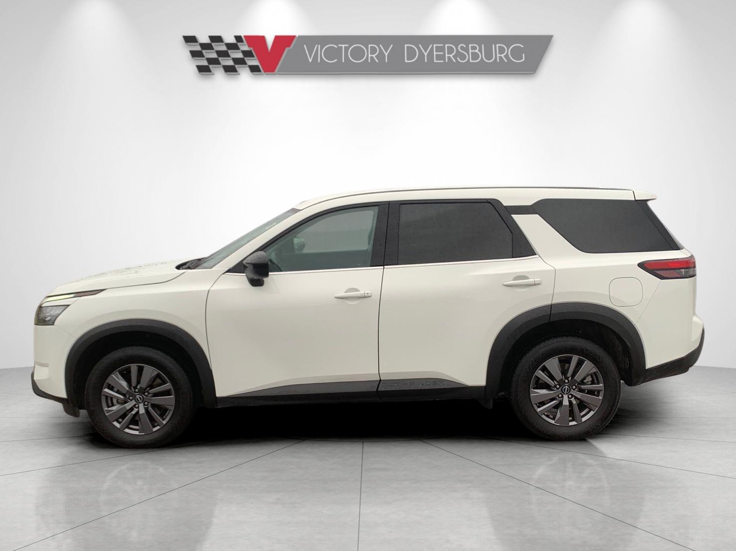 2025 Nissan Pathfinder S photo 4